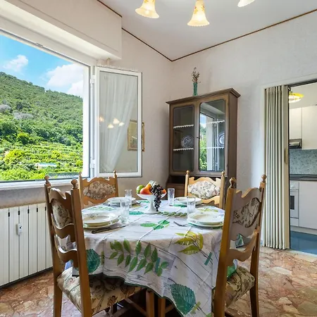 Hostdomus - Casa Ambra * Finale Ligure